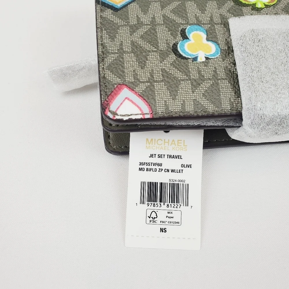 Michael Kors Jet Set Medium Printed Signature Logo Wallet
